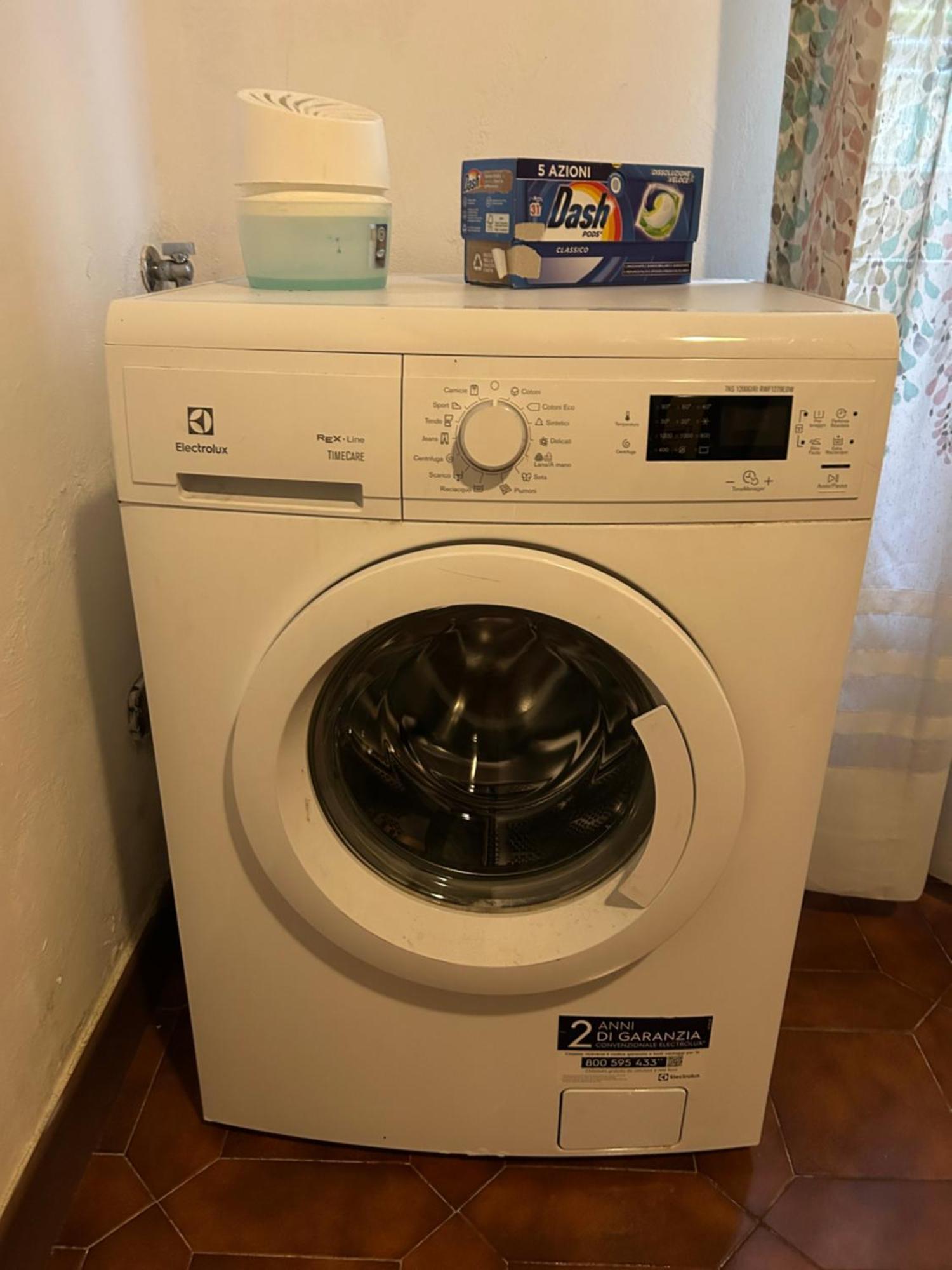 Le Bouganville Apartment ديسينسانو ديل غاردا المظهر الخارجي الصورة