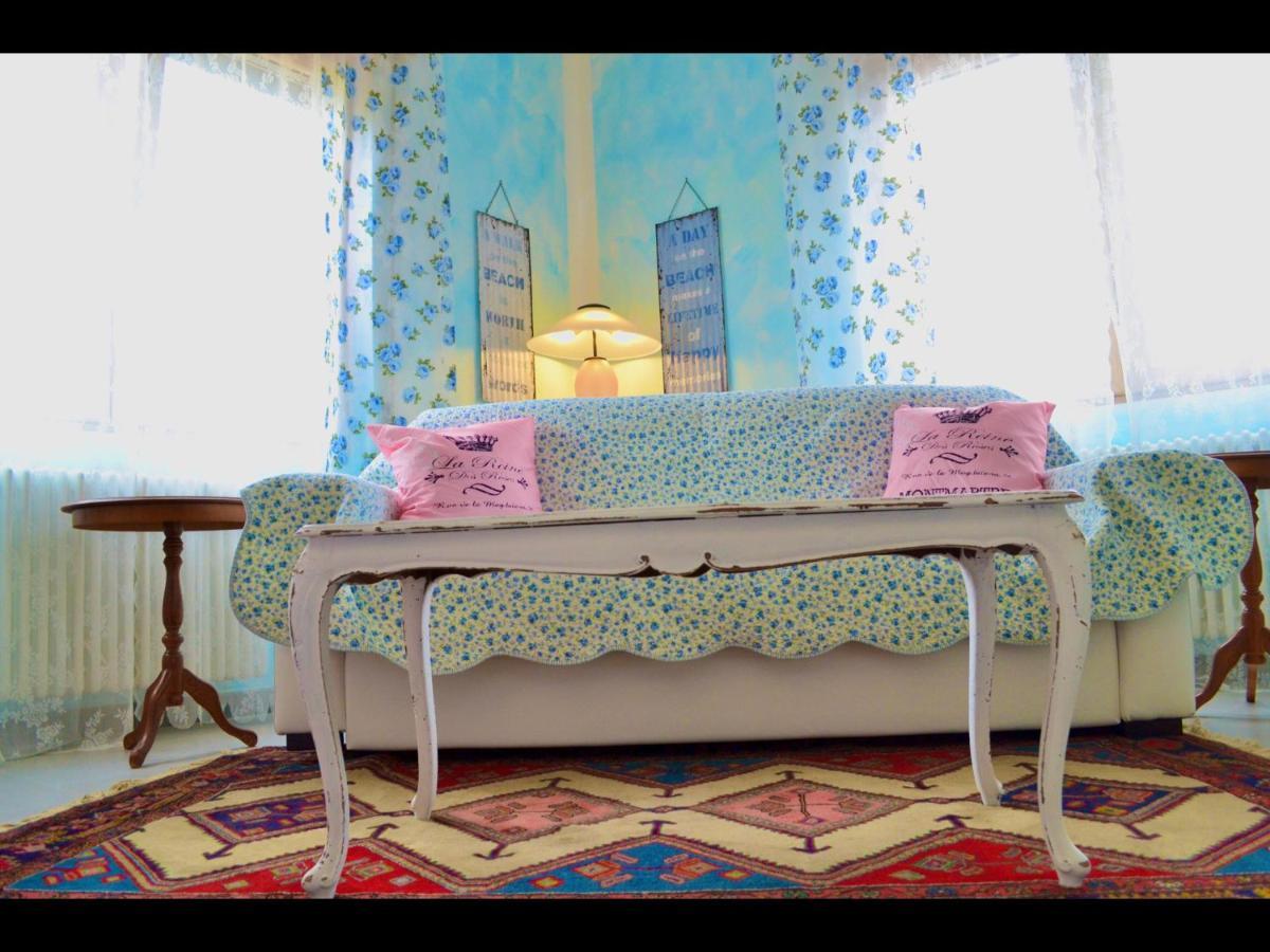 Le Bouganville Apartment ديسينسانو ديل غاردا المظهر الخارجي الصورة